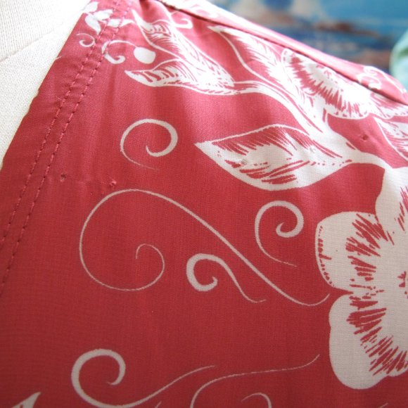 LULA ROE Red Floral Sleeveless Duster - Picture 7 of 11